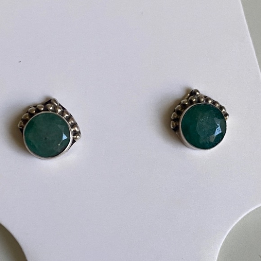 Sterling Silver Emerald Stone Earrings - Picture 3 of 3